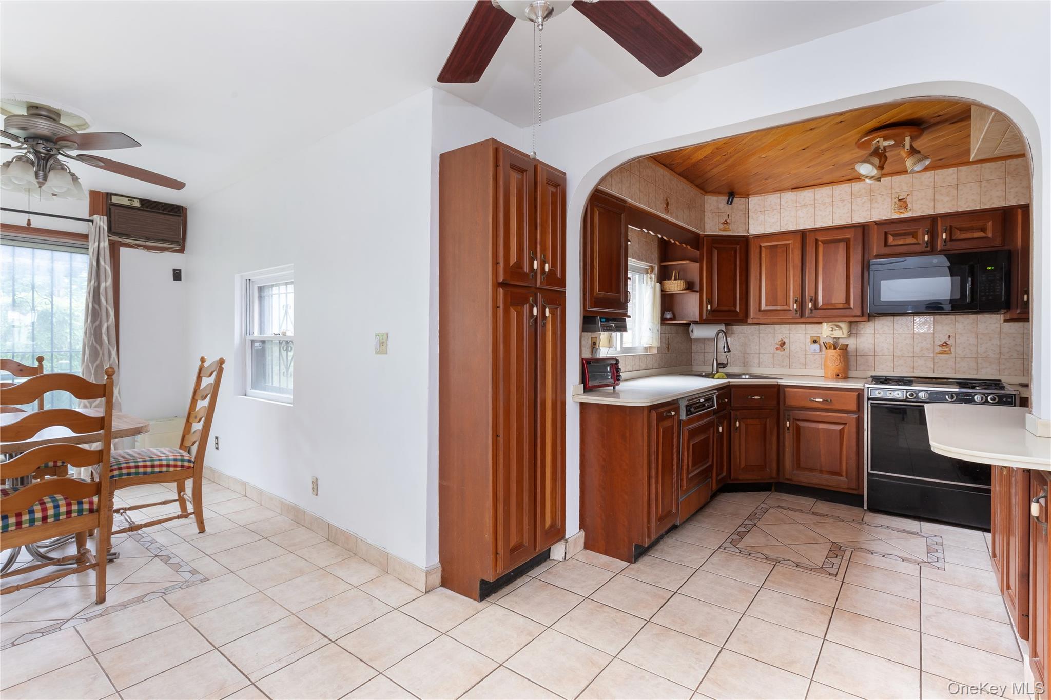 51-05 74th Street Property Photo 4