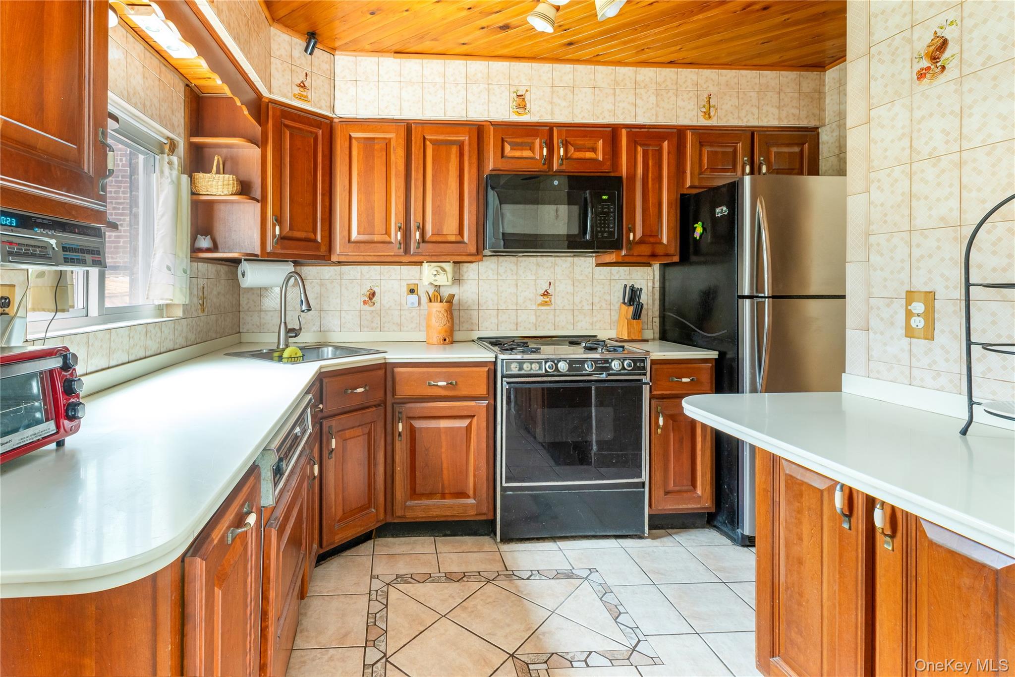 51-05 74th Street Property Photo 5