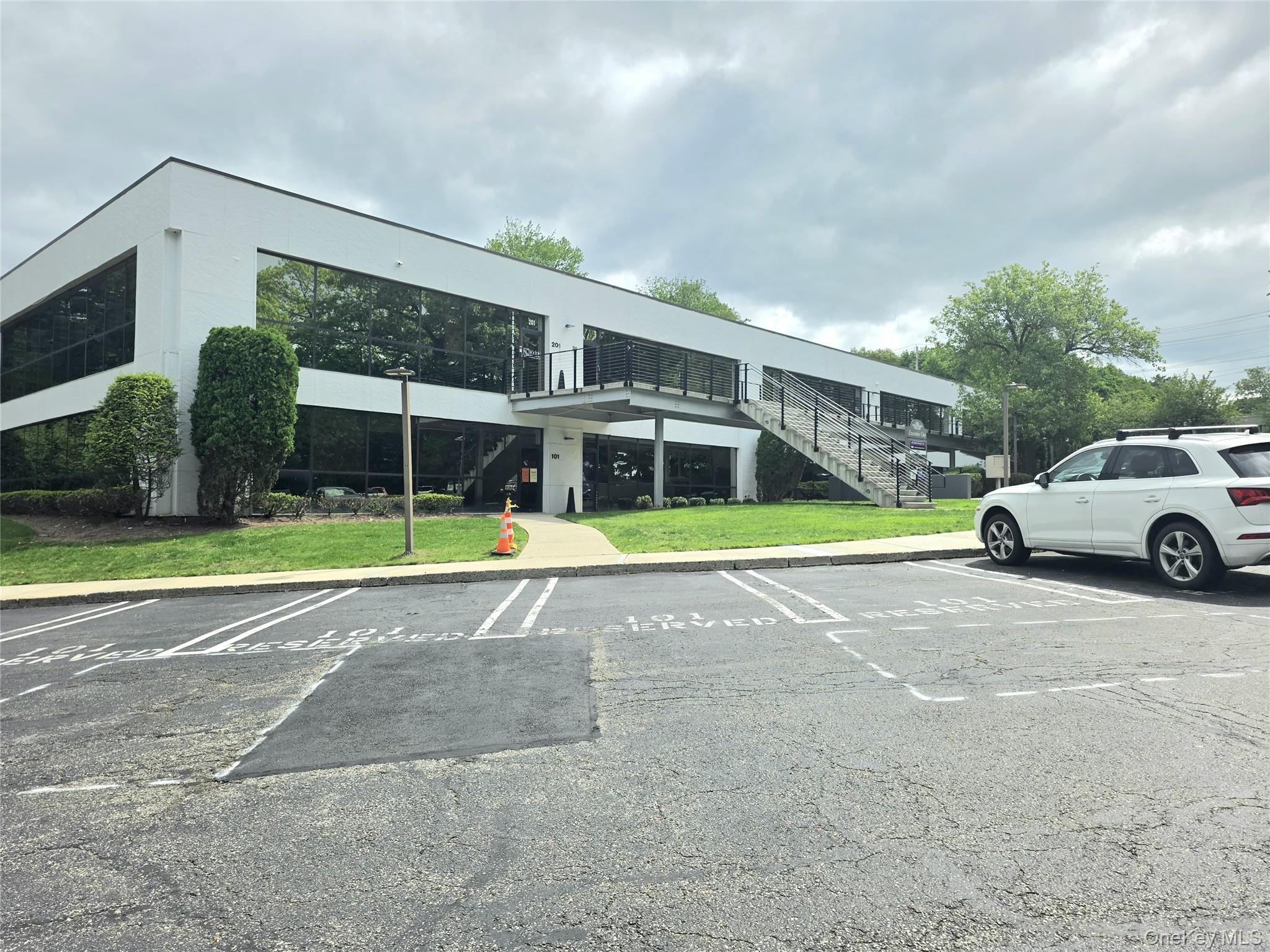 1 Executive Boulevard 105a Property Photo 3