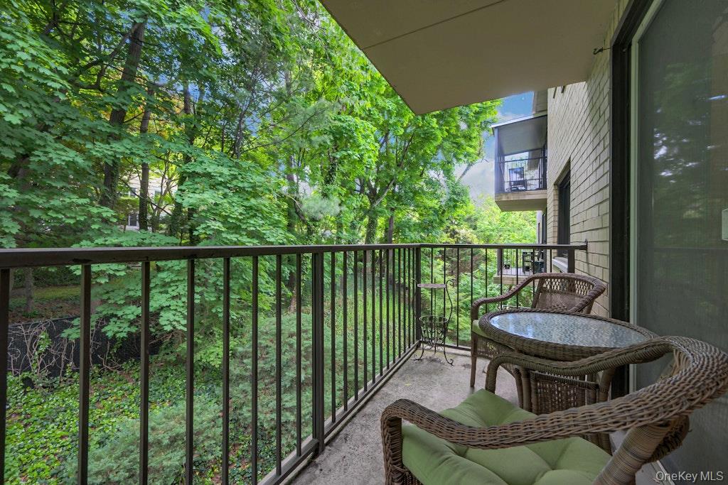 108 Sagamore Road 5e Property Photo 22