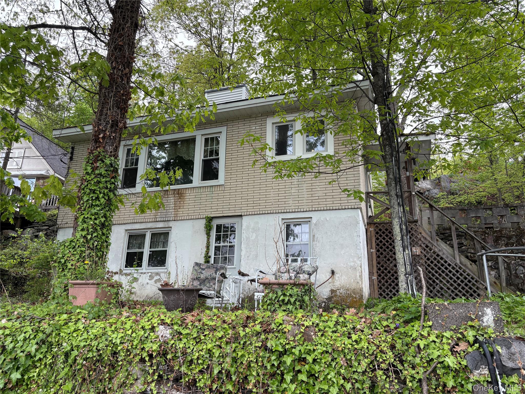 11 Rocky Trail Property Photo 1