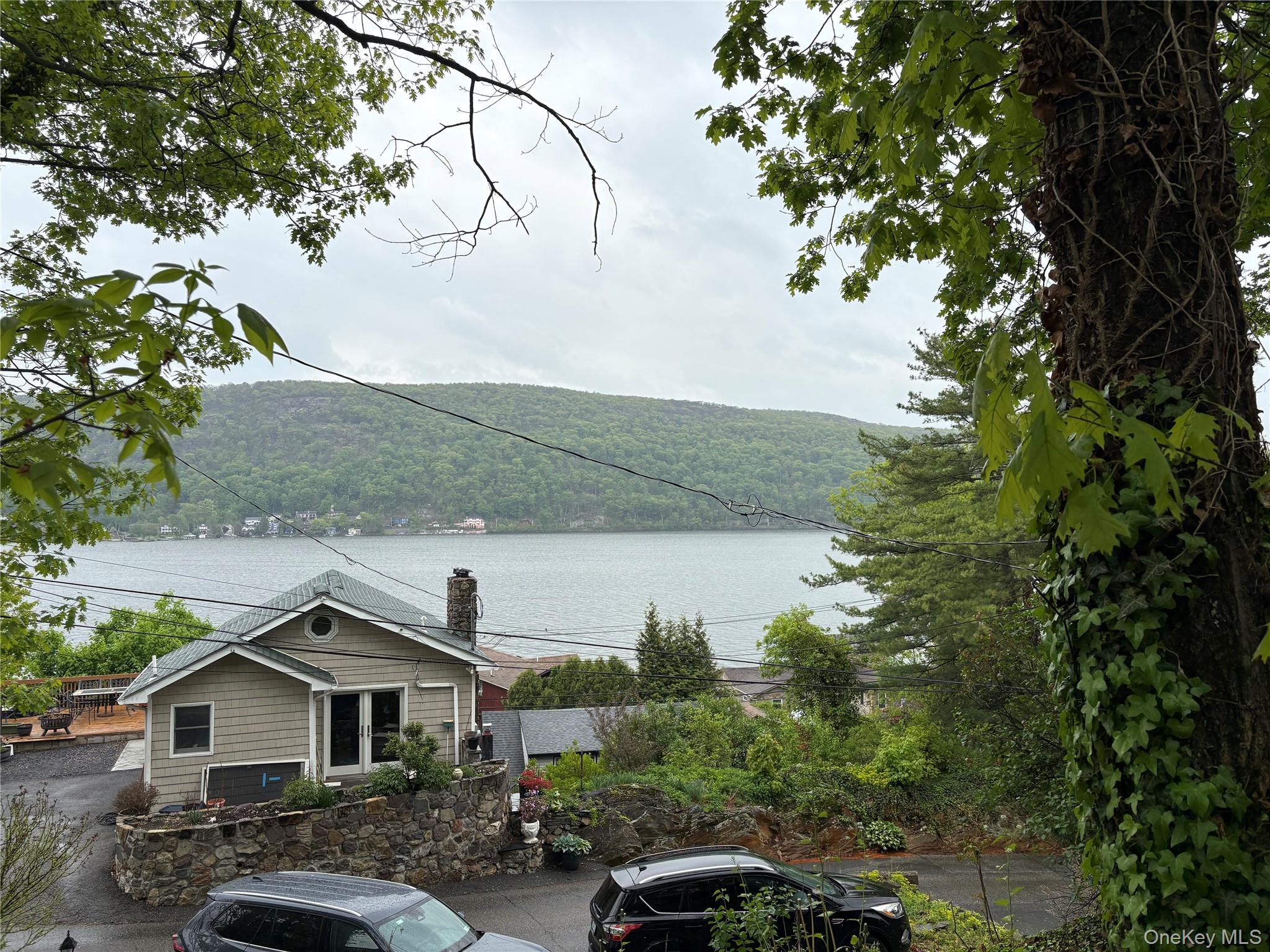 11 Rocky Trail Property Photo 3