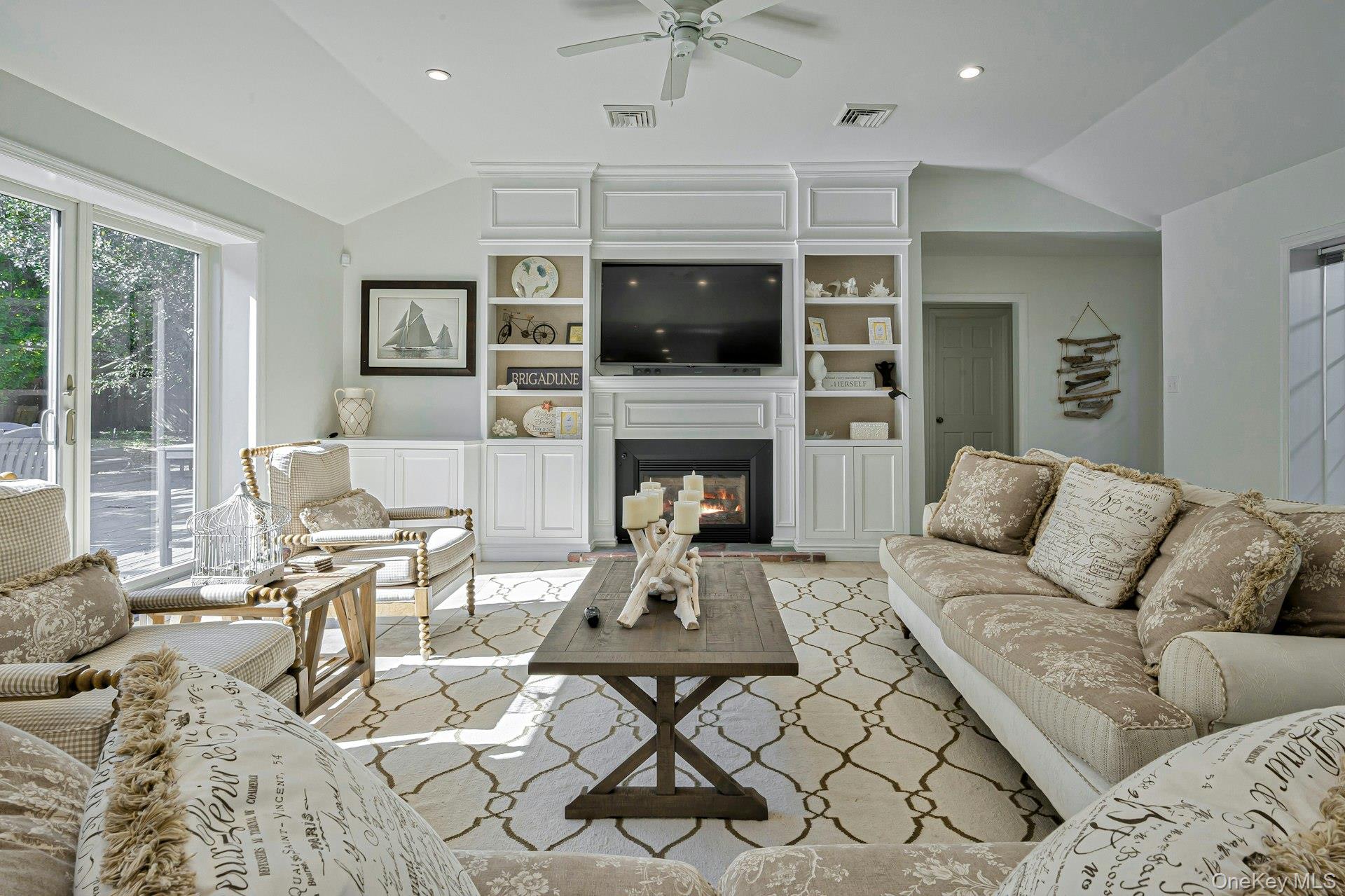 39 Sloop Walk Property Photo 14