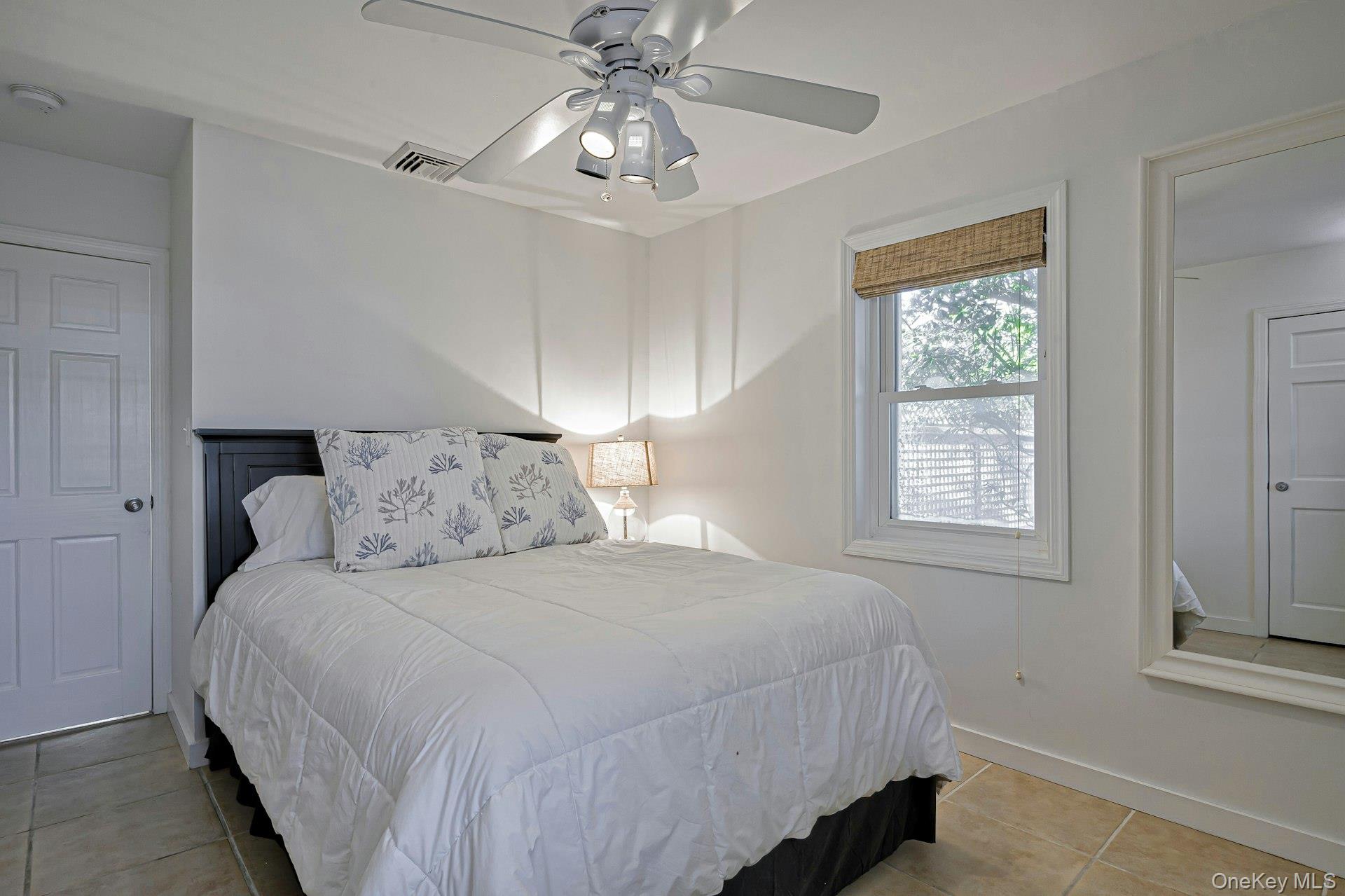 39 Sloop Walk Property Photo 33