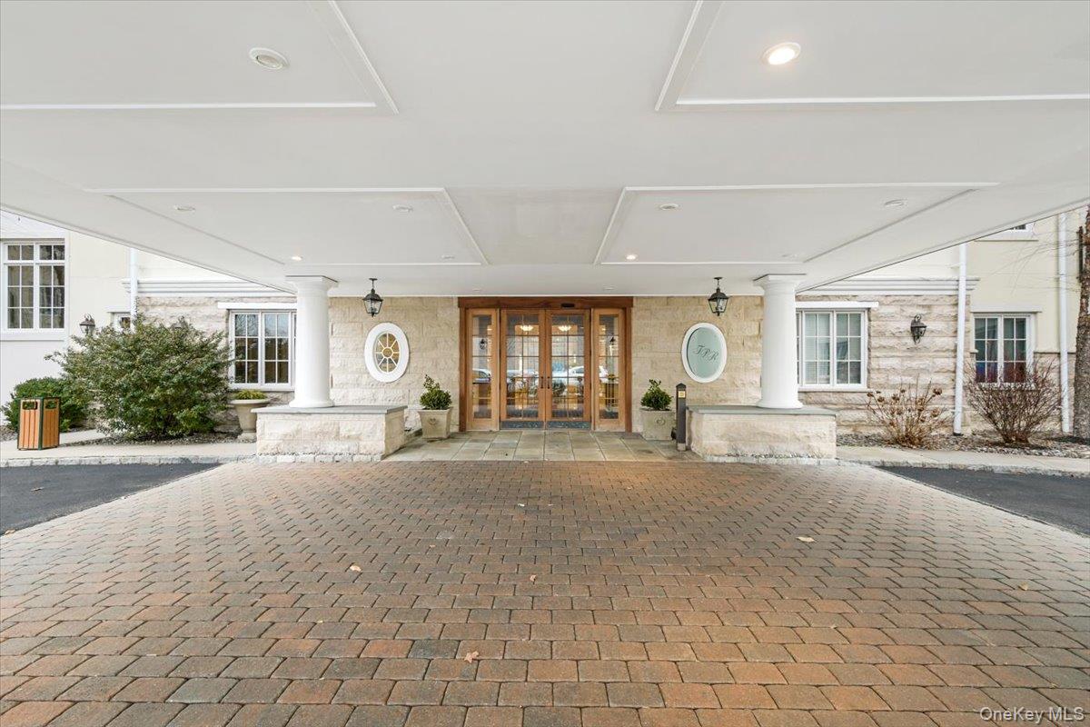 603 Trump Park 603 Property Photo 3