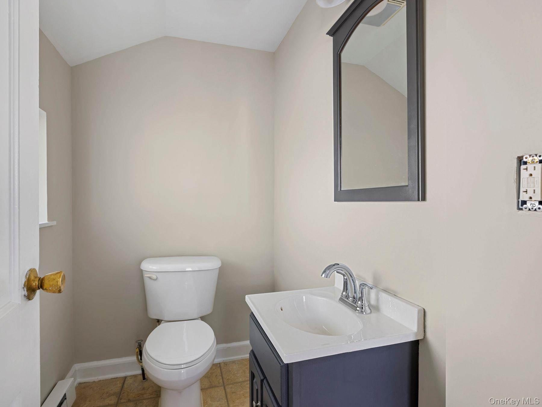 169 E Chester Street Property Photo 18