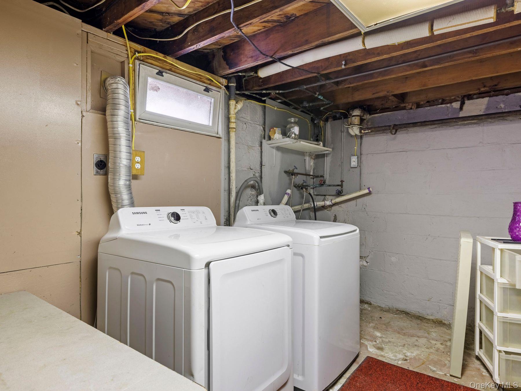 169 E Chester Street Property Photo 36