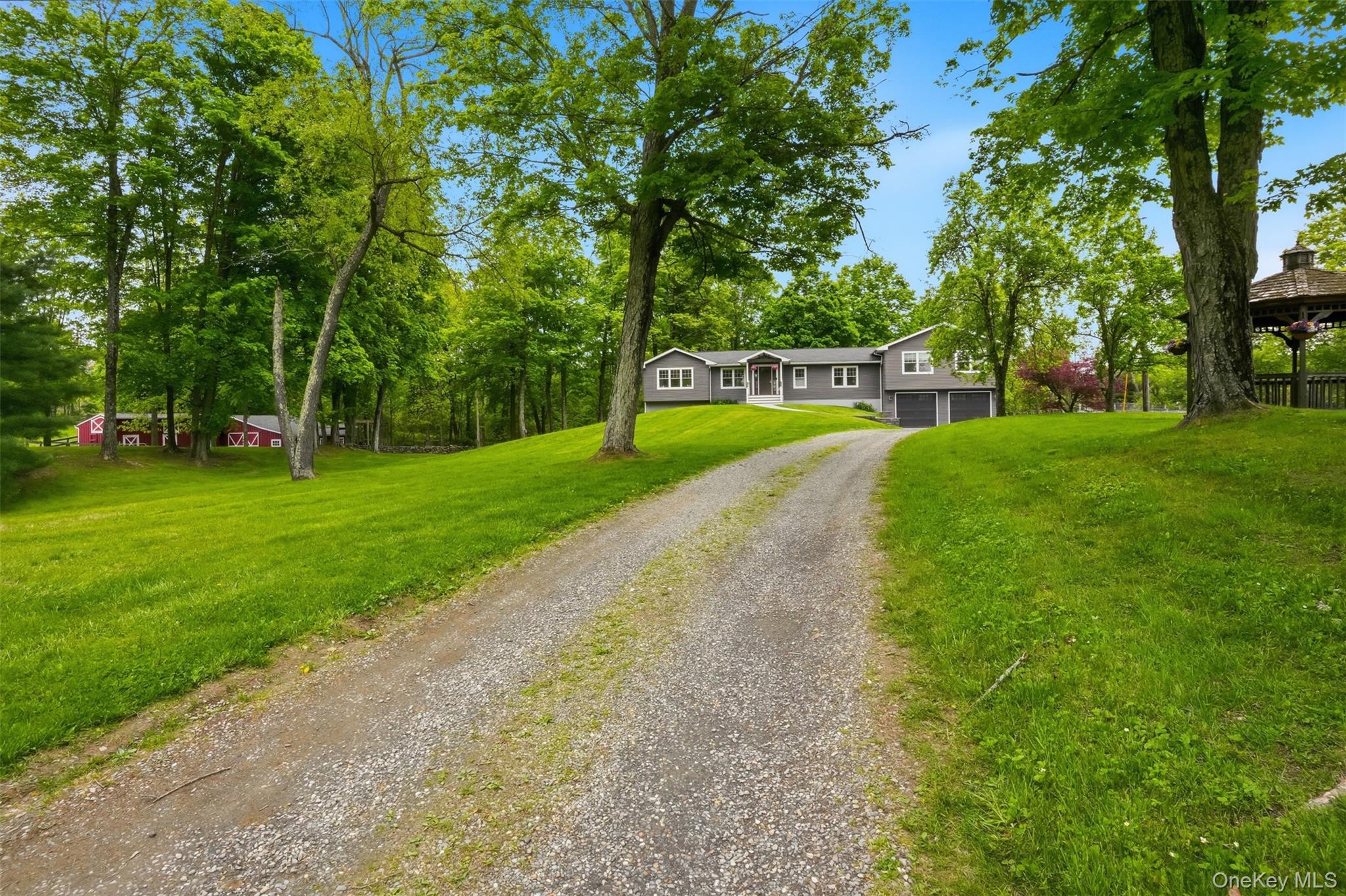 308 Hollow Road Property Photo 4