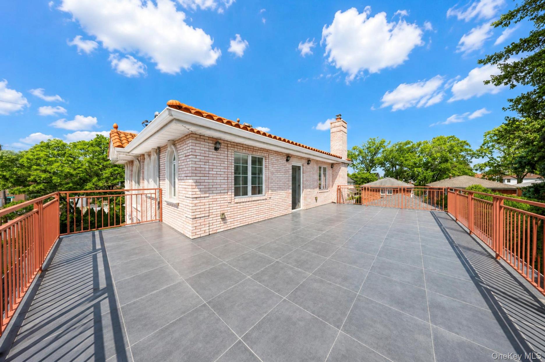 24809 Rushmore Avenue Property Photo 11
