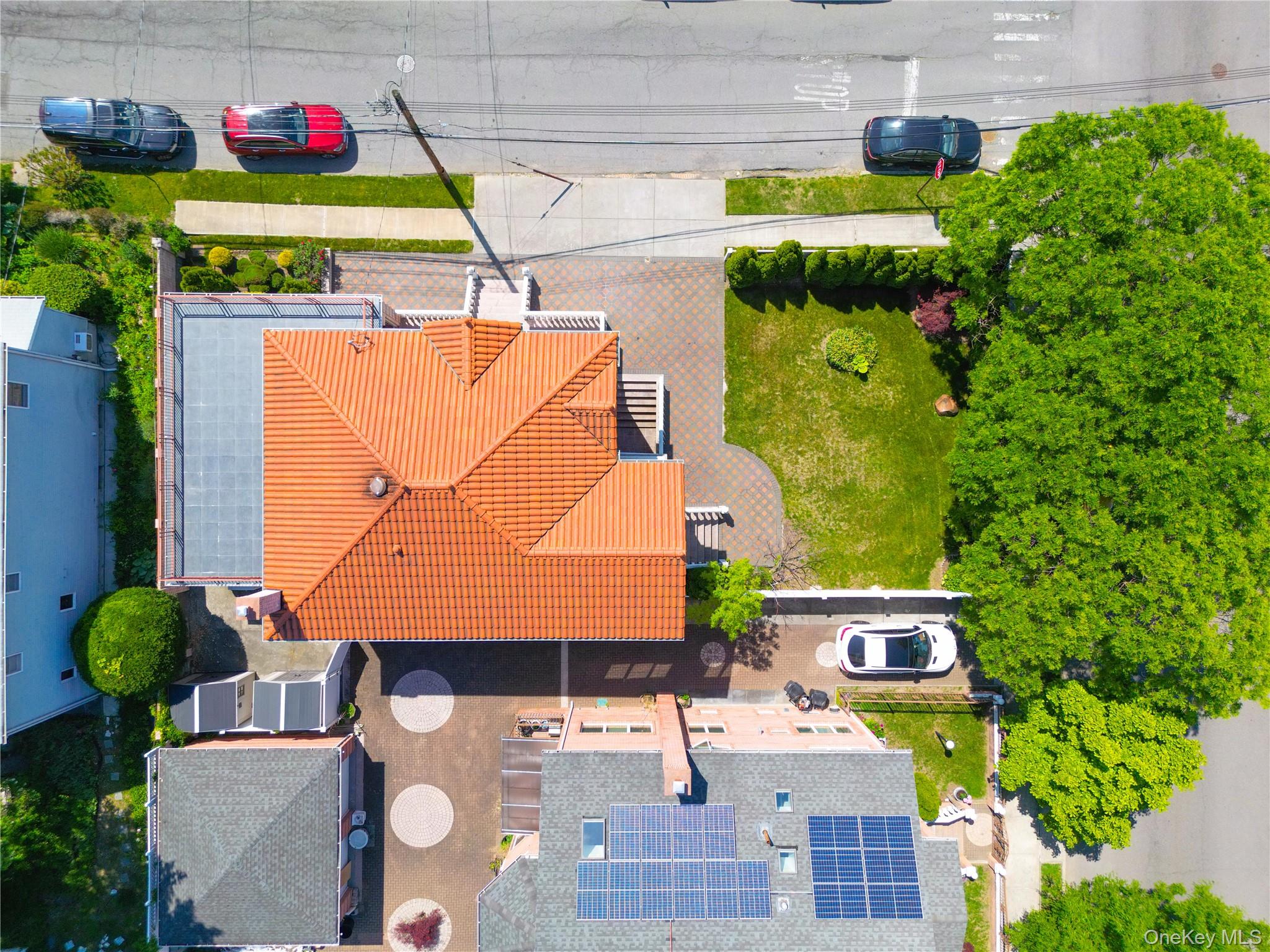 24809 Rushmore Avenue Property Photo 14