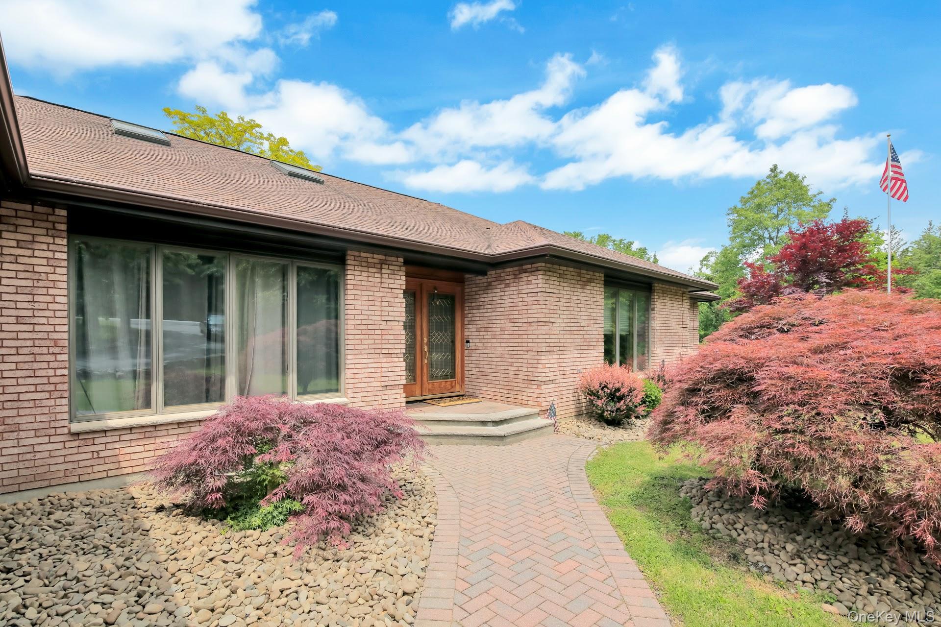 220 Oxford Road Property Photo 4
