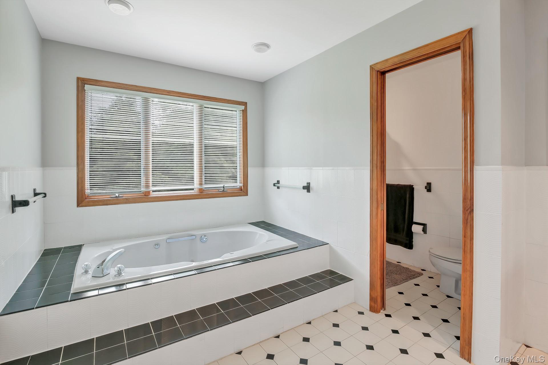 220 Oxford Road Property Photo 16