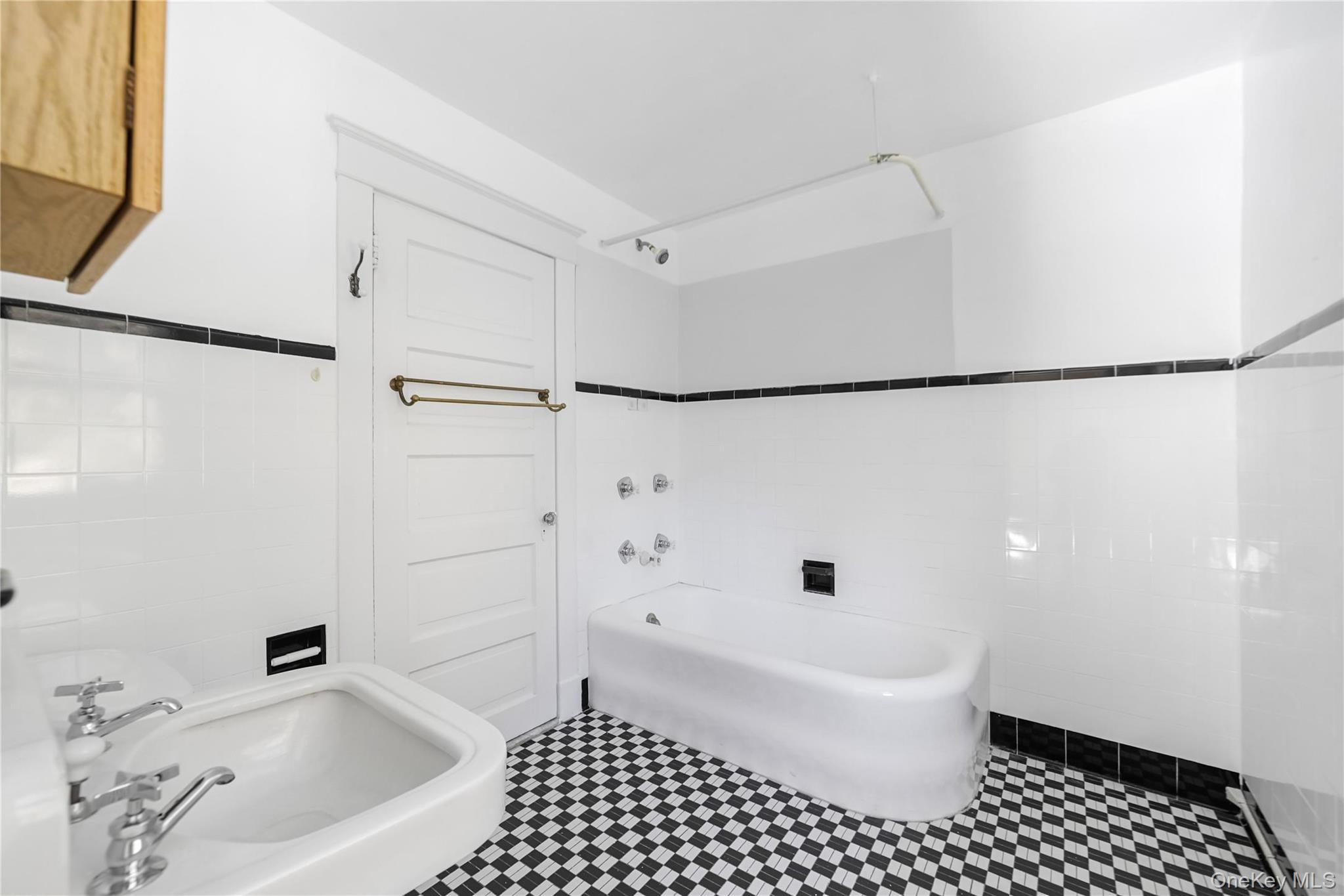 25 Whittier Road Property Photo 21