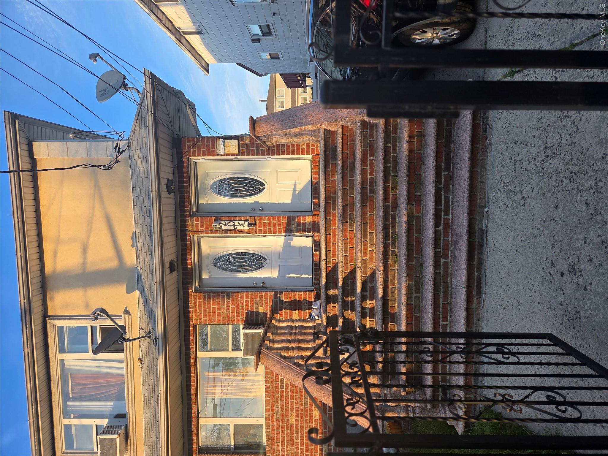 12023 164th Street Property Photo 1