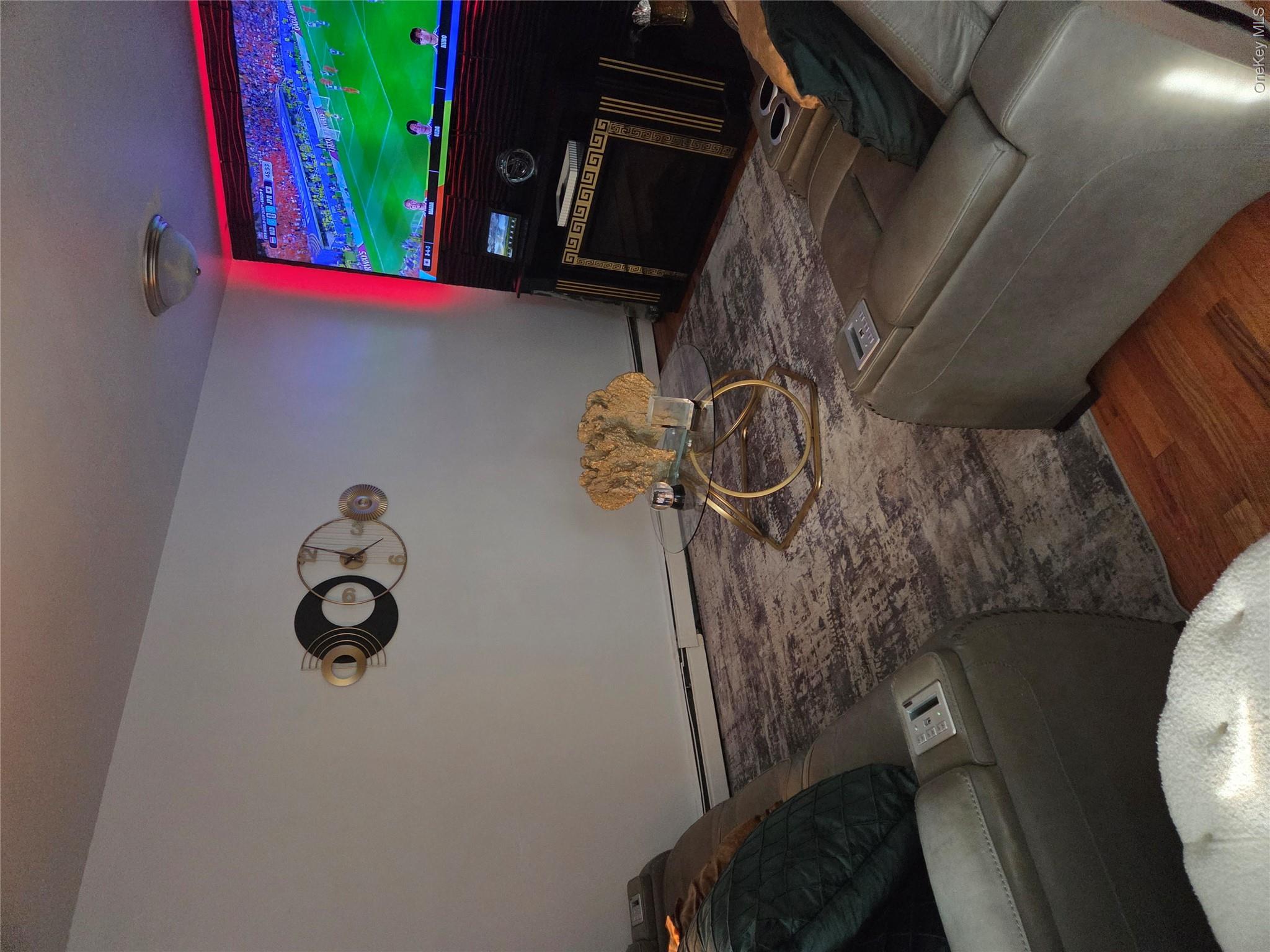 12023 164th Street Property Photo 3