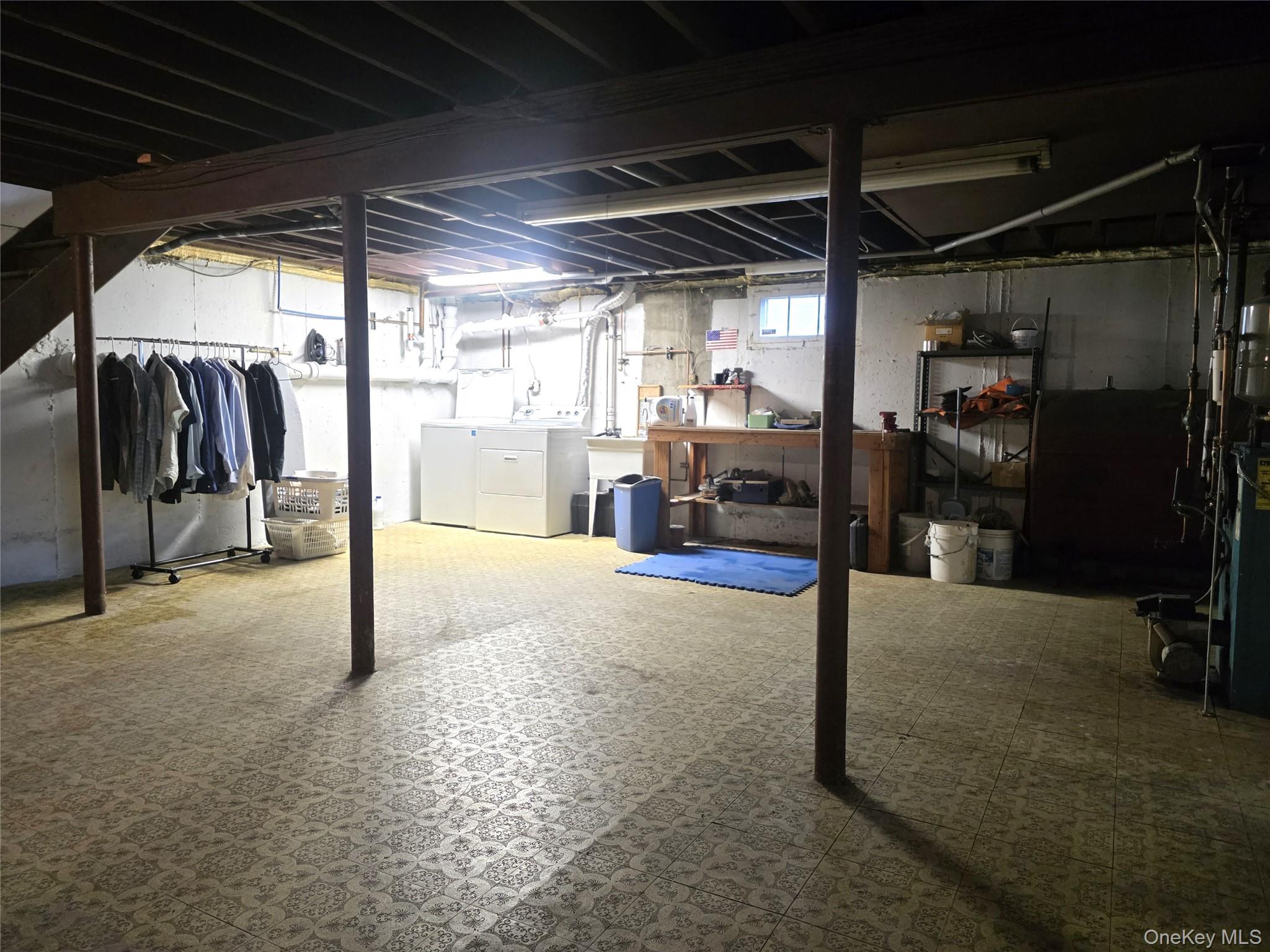 2663 Columbus Avenue Property Photo 20