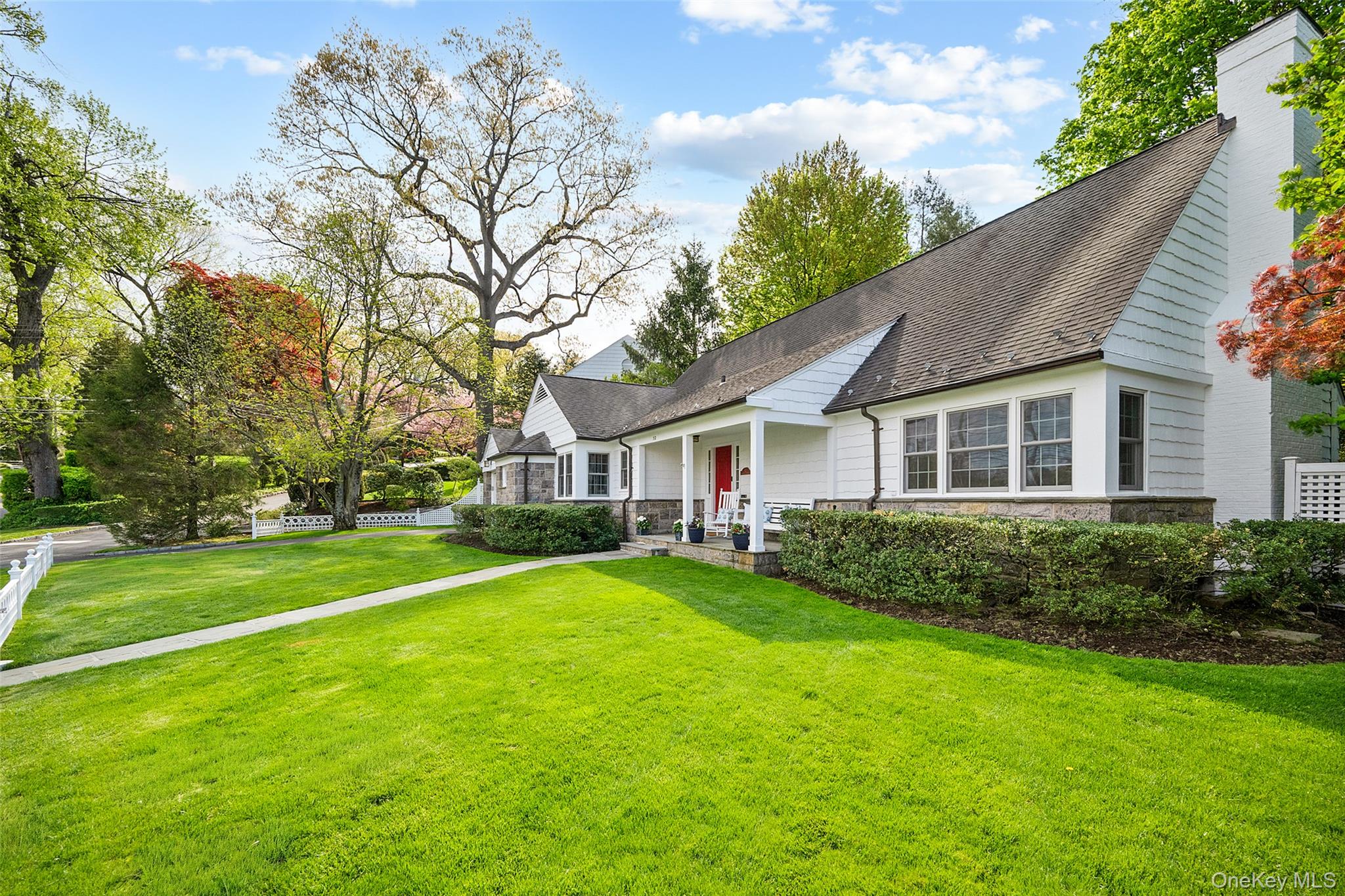 52 Midland Avenue Property Photo 3