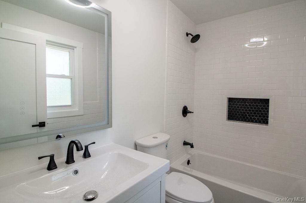 31 Marion Avenue Property Photo 45