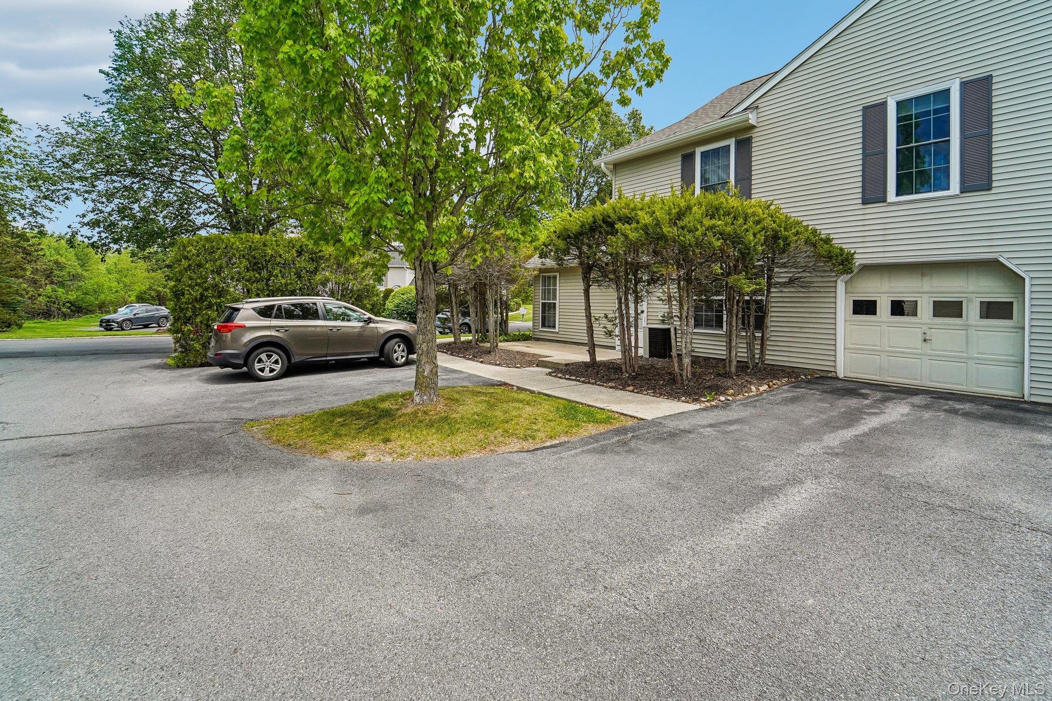 50 Olde Wagon Road Property Photo 4