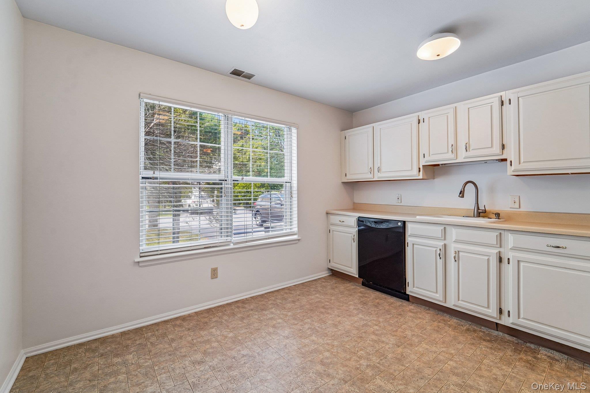 50 Olde Wagon Road Property Photo 14