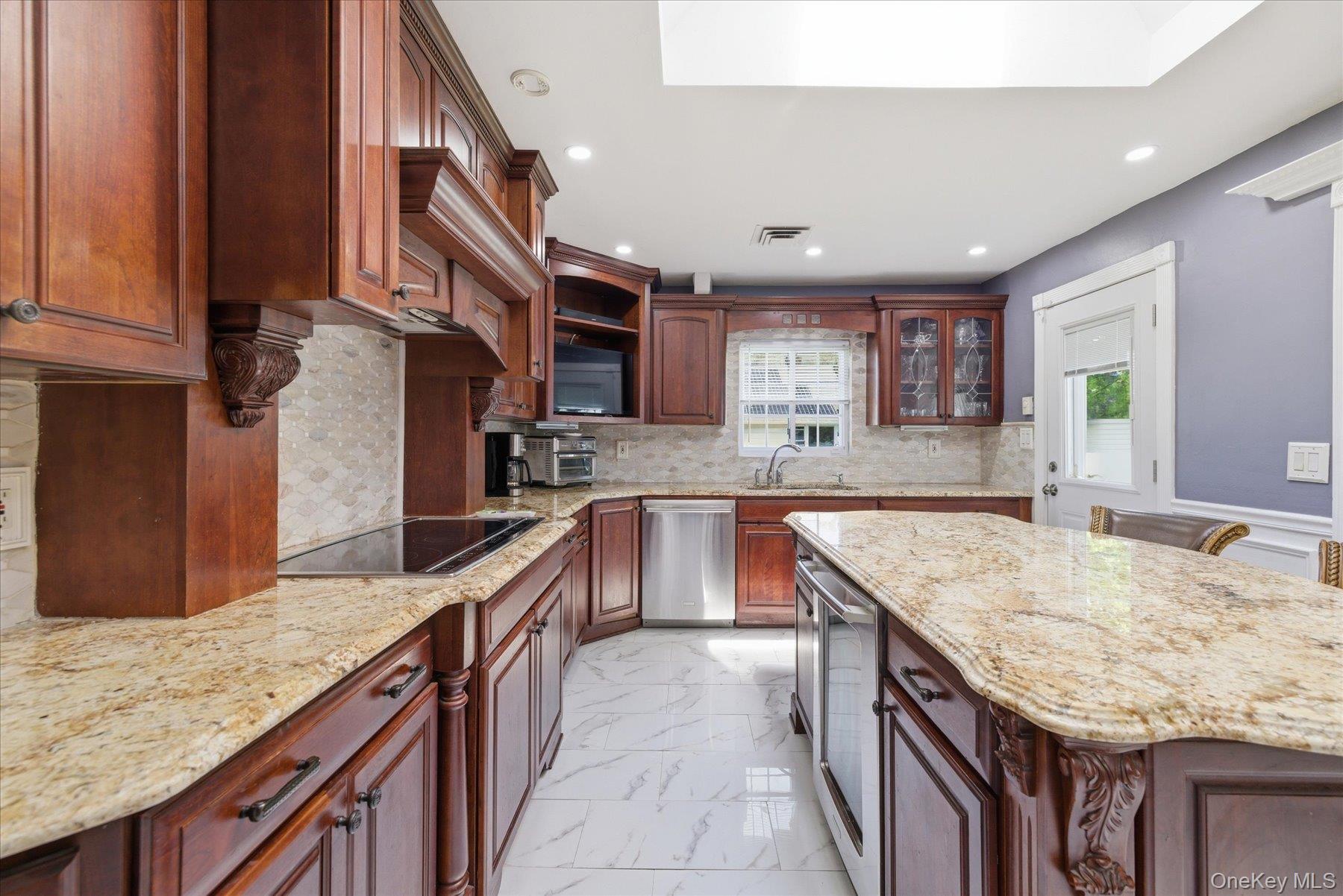 708 Lorentz Street Property Photo 10