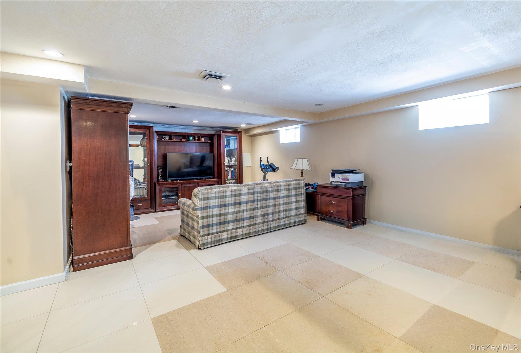 708 Lorentz Street Property Photo 18
