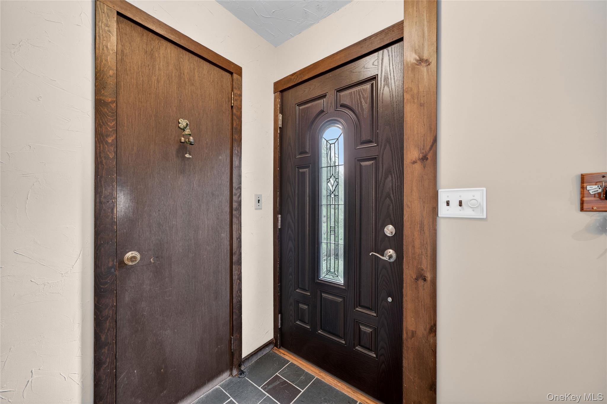 364 Lake Shore Drive Property Photo 3