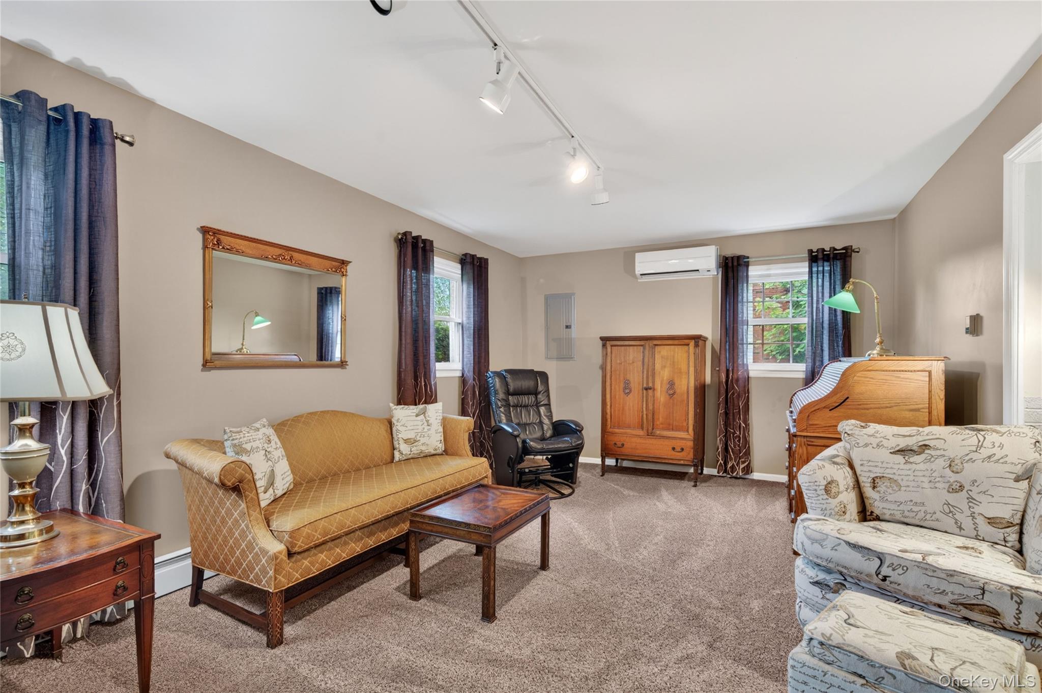 364 Lake Shore Drive Property Photo 5