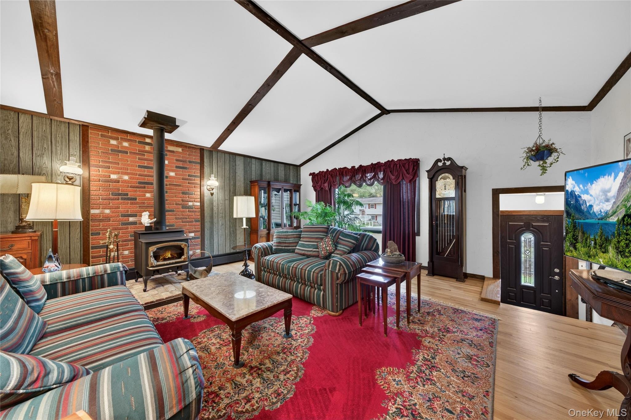 364 Lake Shore Drive Property Photo 20