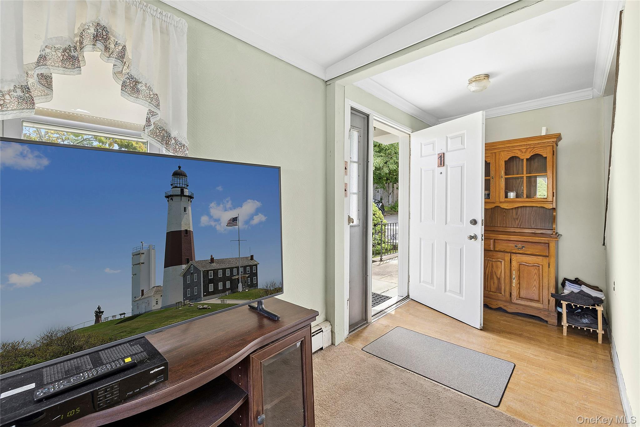 1 Beverly Road Property Photo 3