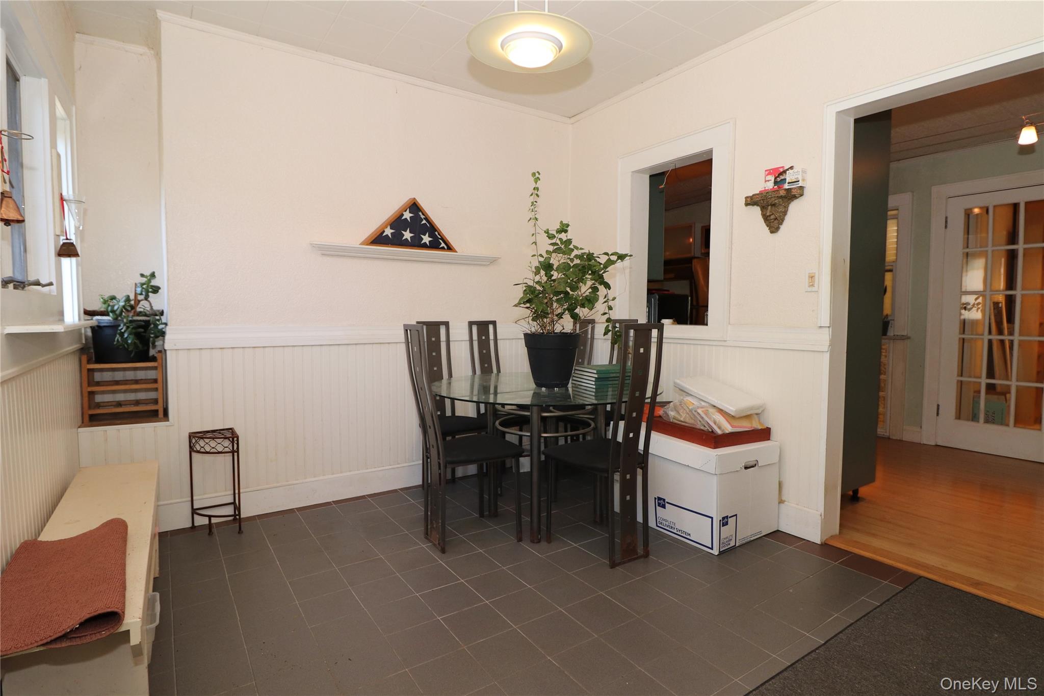 2027 Oakland Avenue Property Photo 22