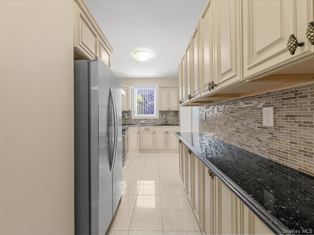 10018 67th Drive Property Photo 10