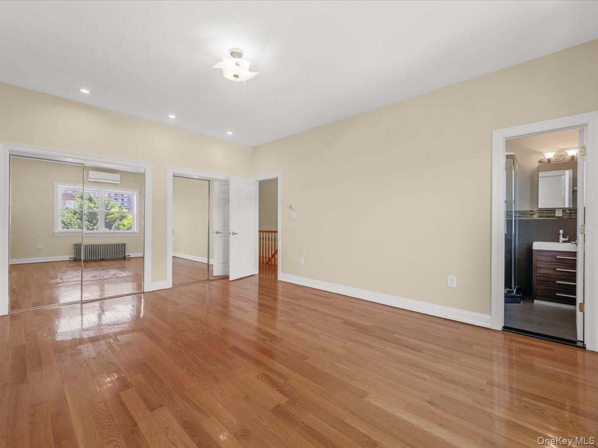 10018 67th Drive Property Photo 13