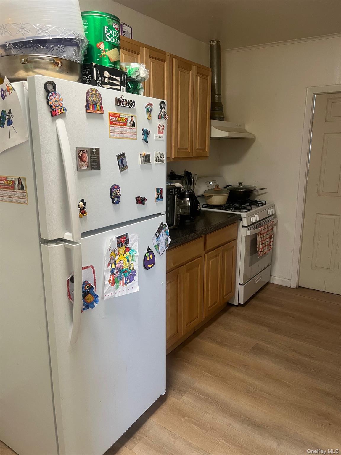 1714 Saint Peters Avenue Property Photo 8