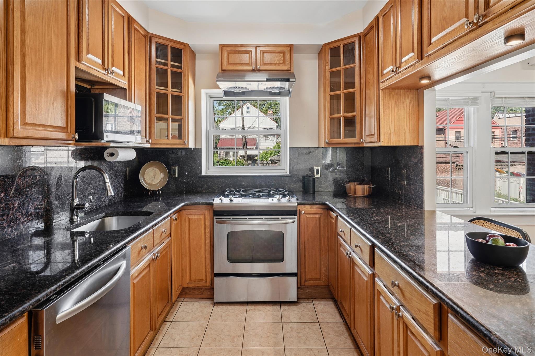 3120 78th Street Property Photo 6