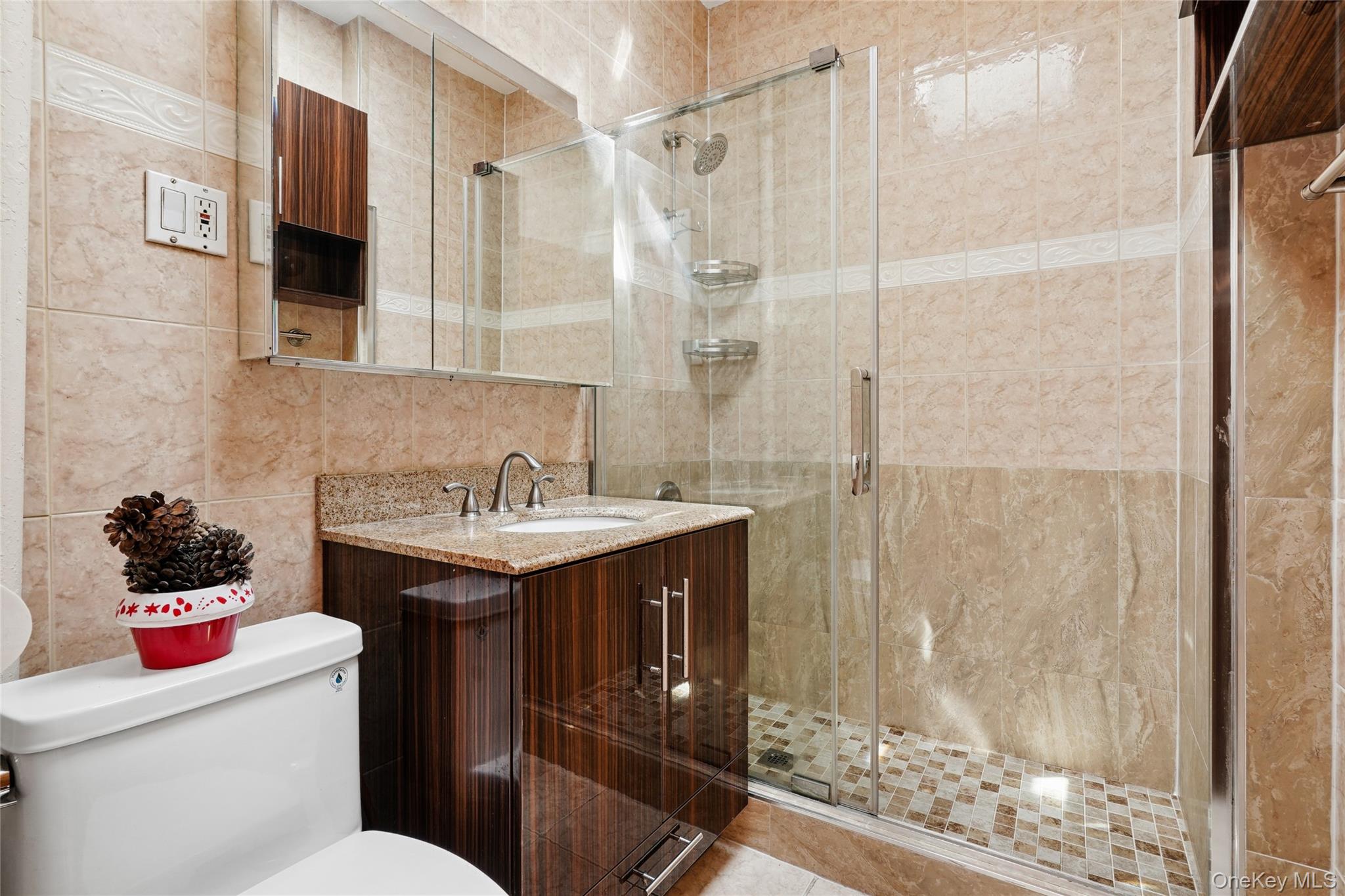 3120 78th Street Property Photo 9