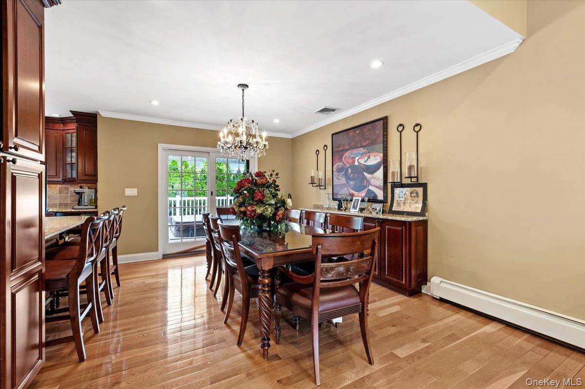 56 Middle Lane Property Photo 9