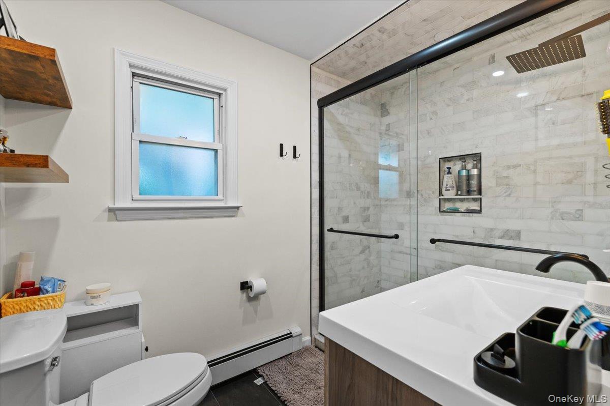 56 Middle Lane Property Photo 17