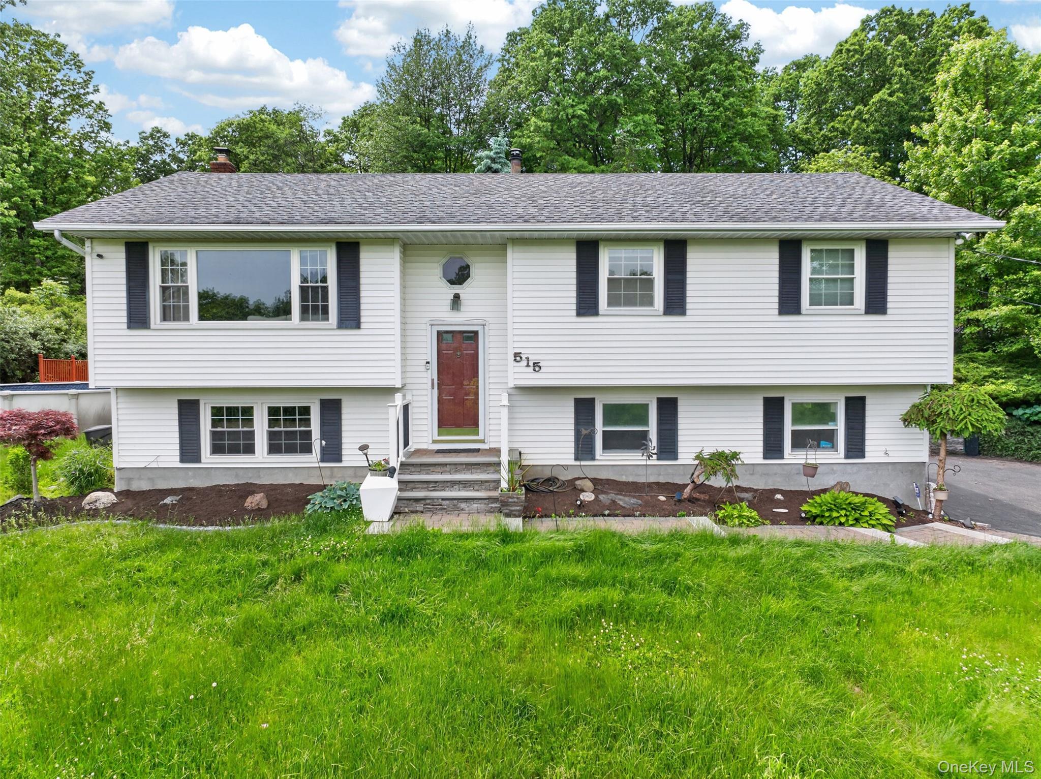 515 Toleman Road Property Photo 6
