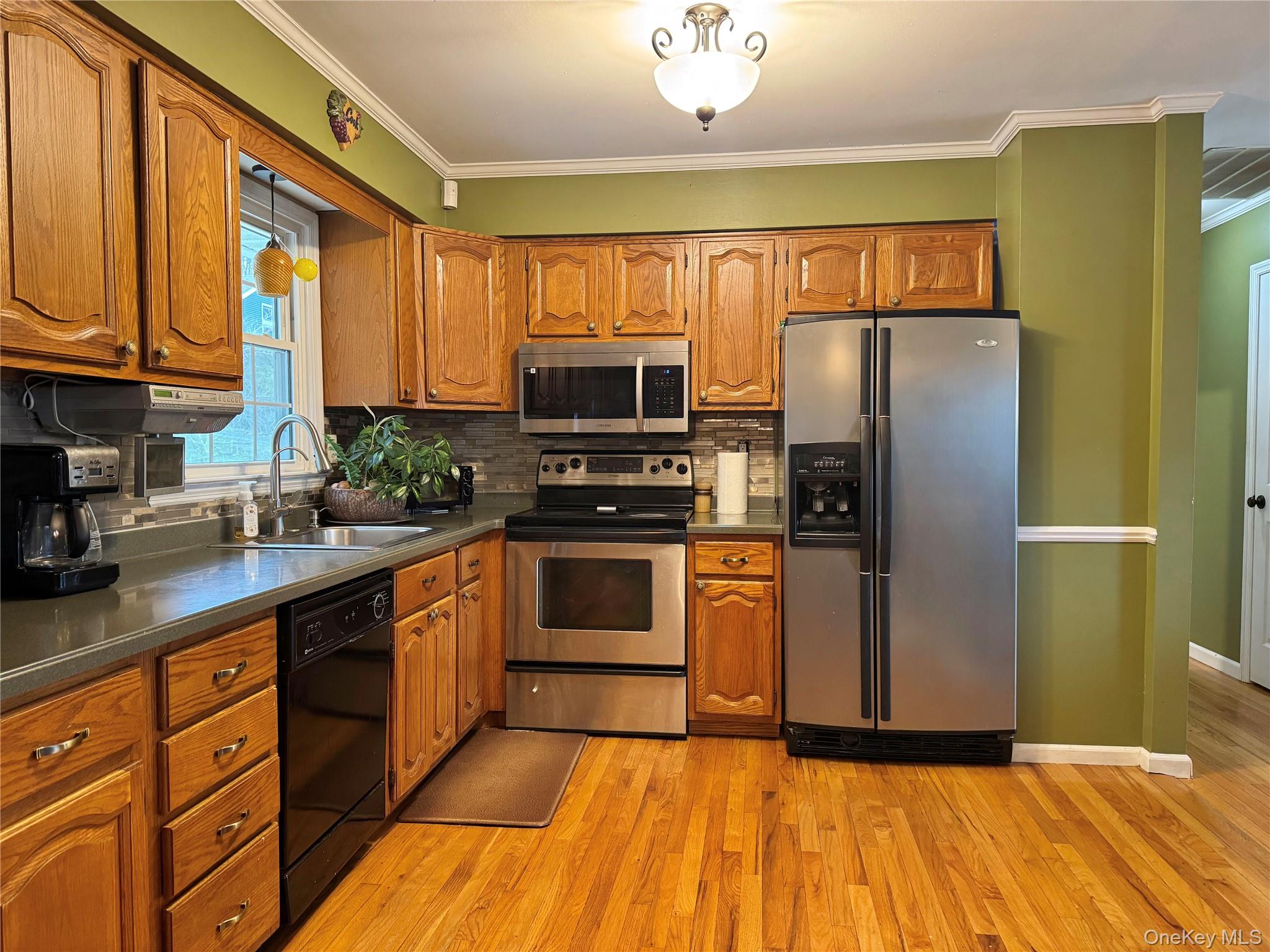 515 Toleman Road Property Photo 14