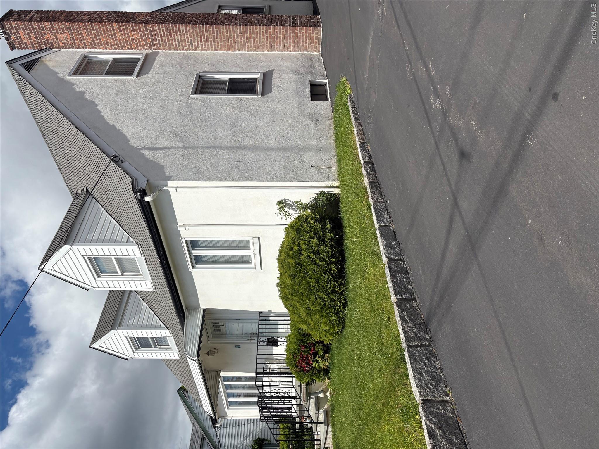 71 Catskill Property Photo 2