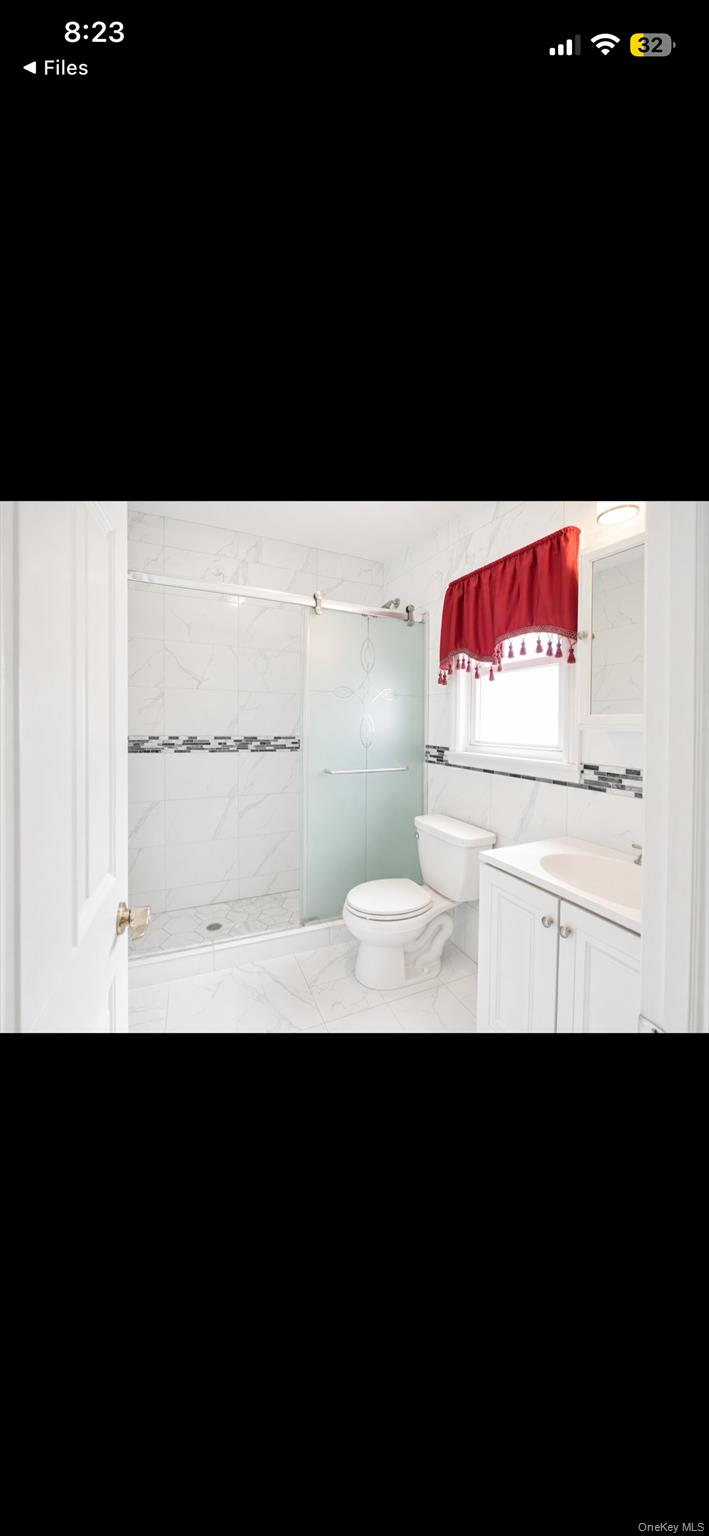 18250 90th Avenue Property Photo 13