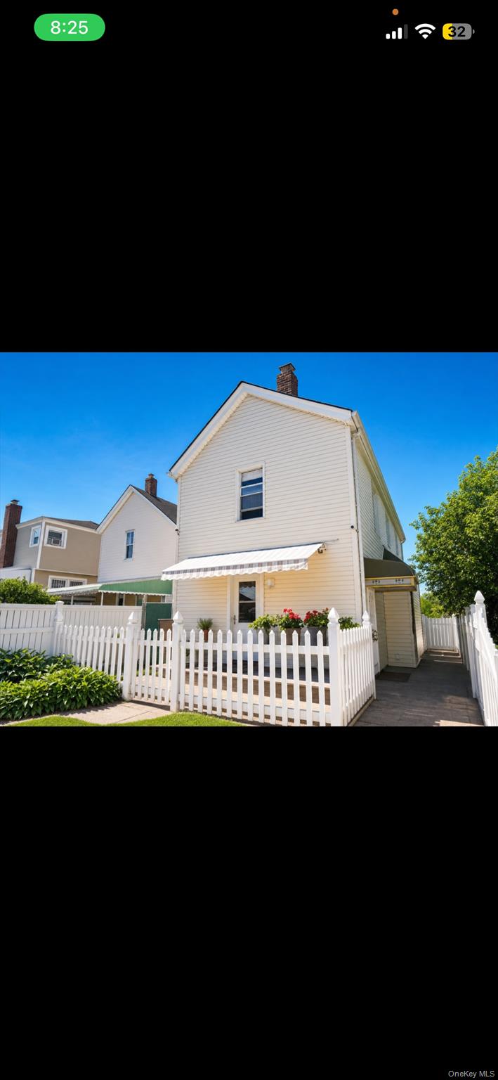 18250 90th Avenue Property Photo 16