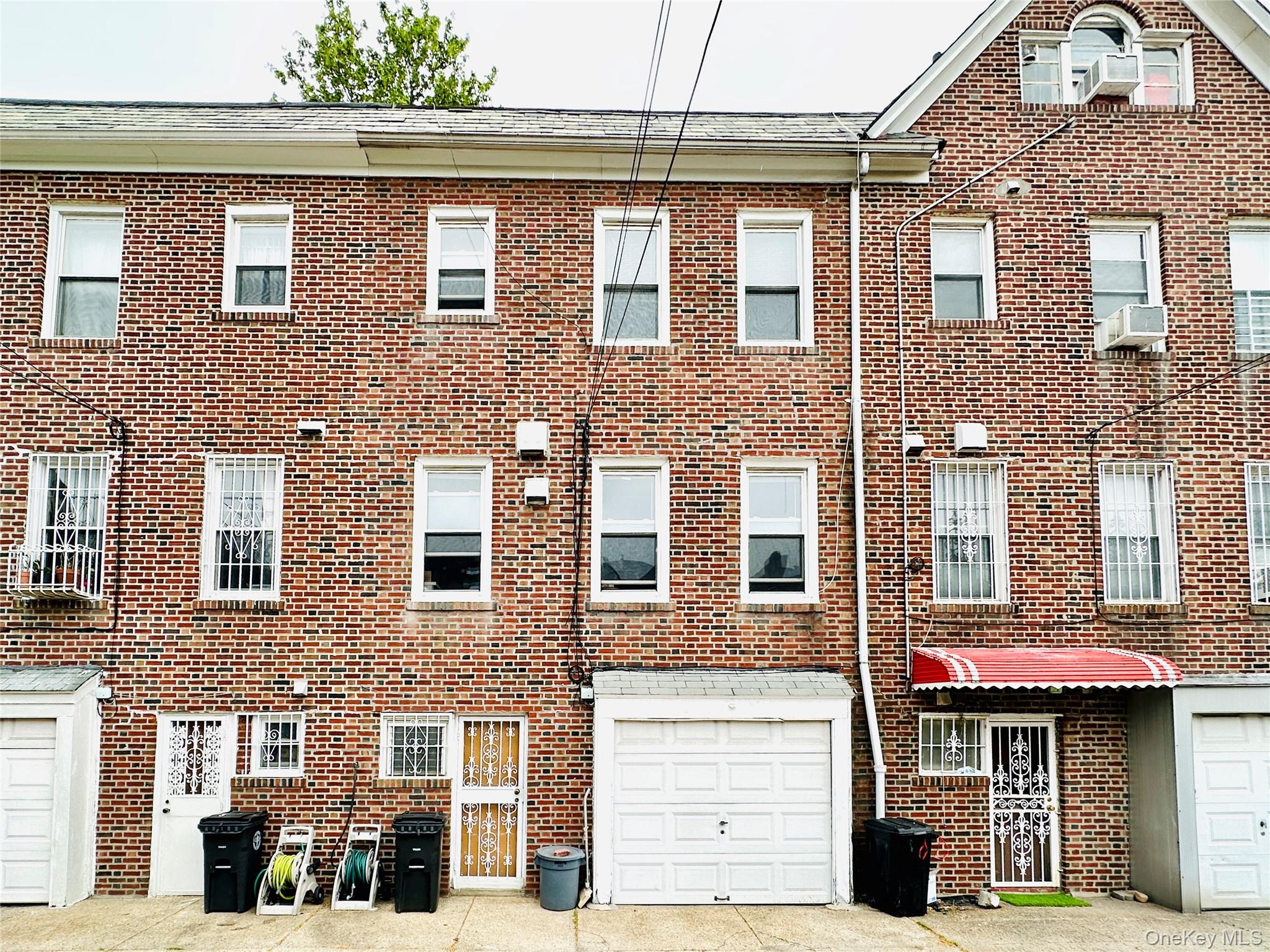 33-33 72nd Street Property Photo 2