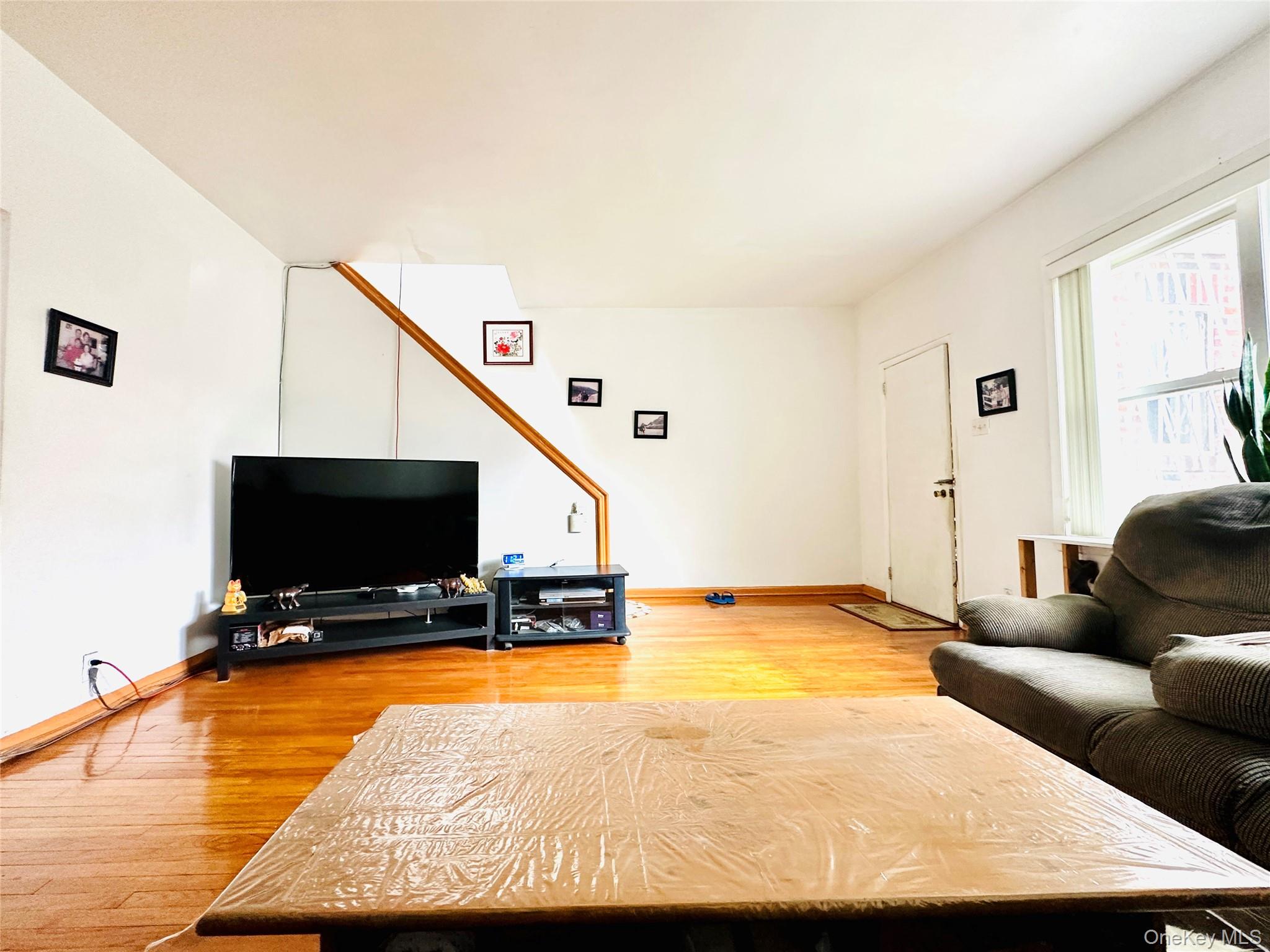 33-33 72nd Street Property Photo 5