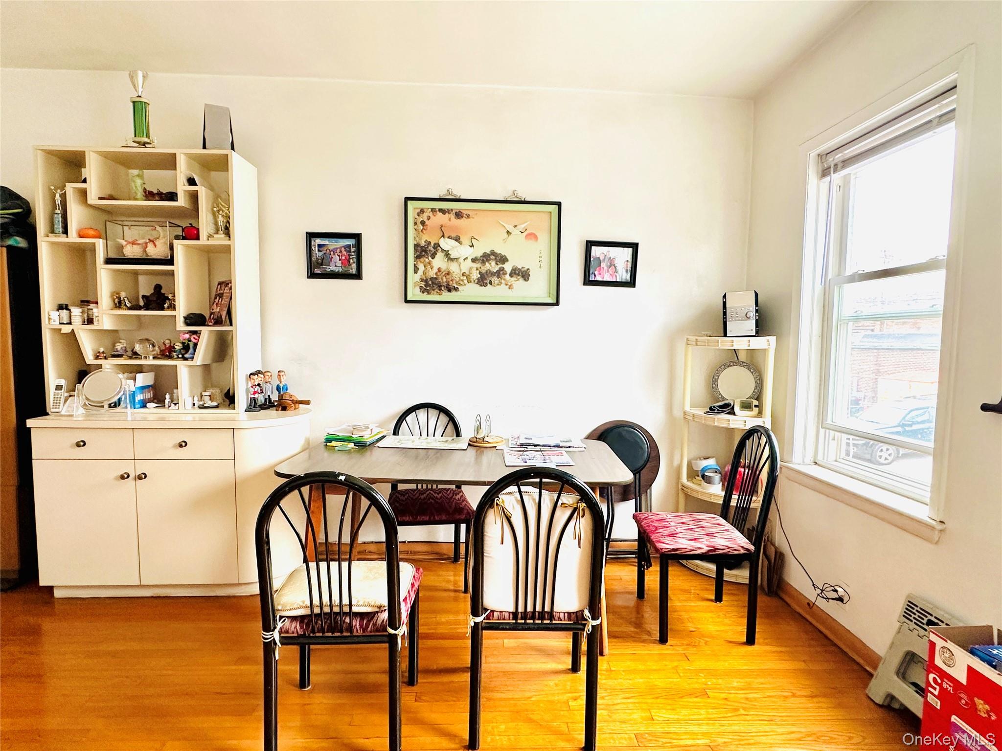 33-33 72nd Street Property Photo 8