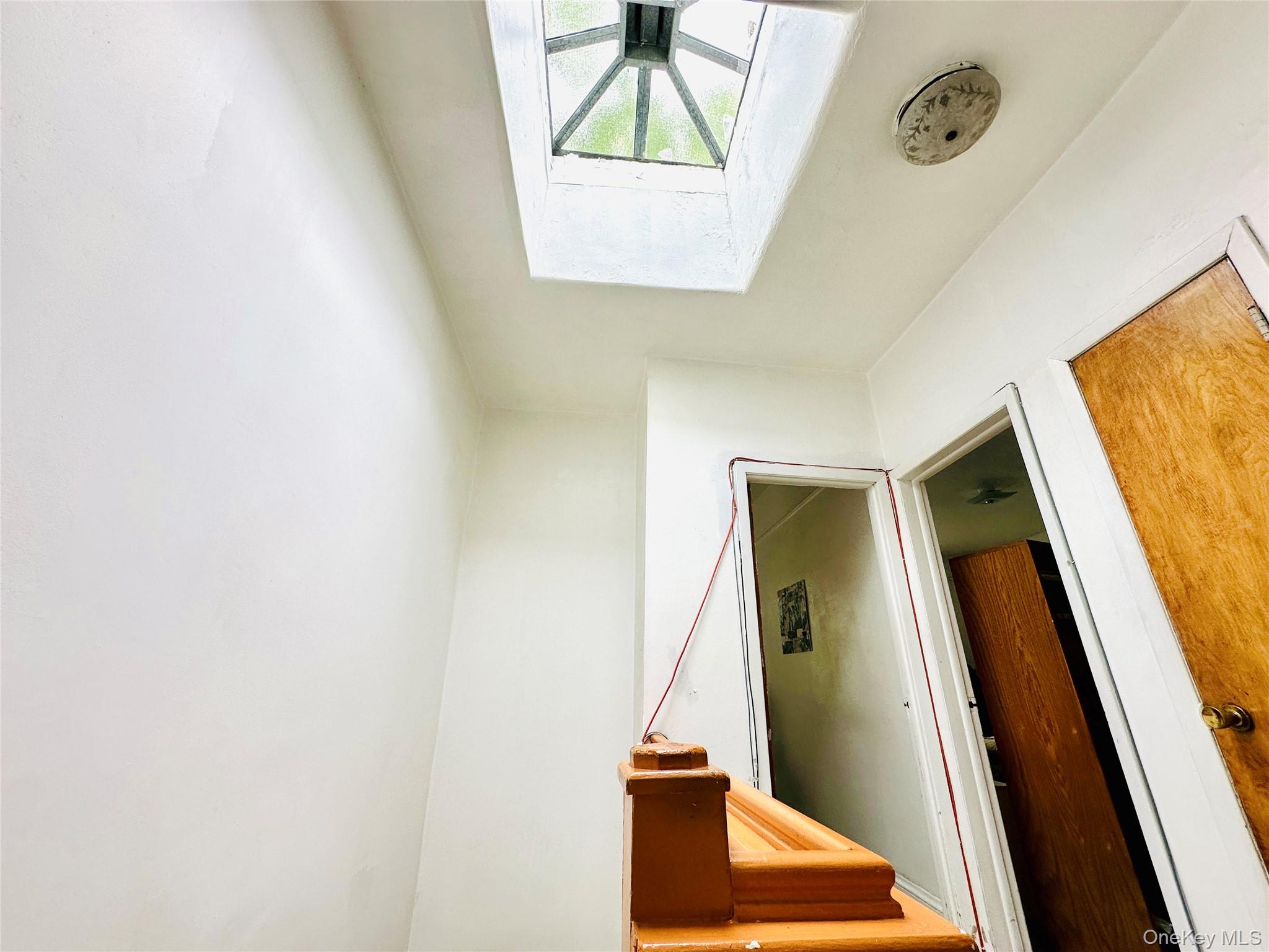 33-33 72nd Street Property Photo 13
