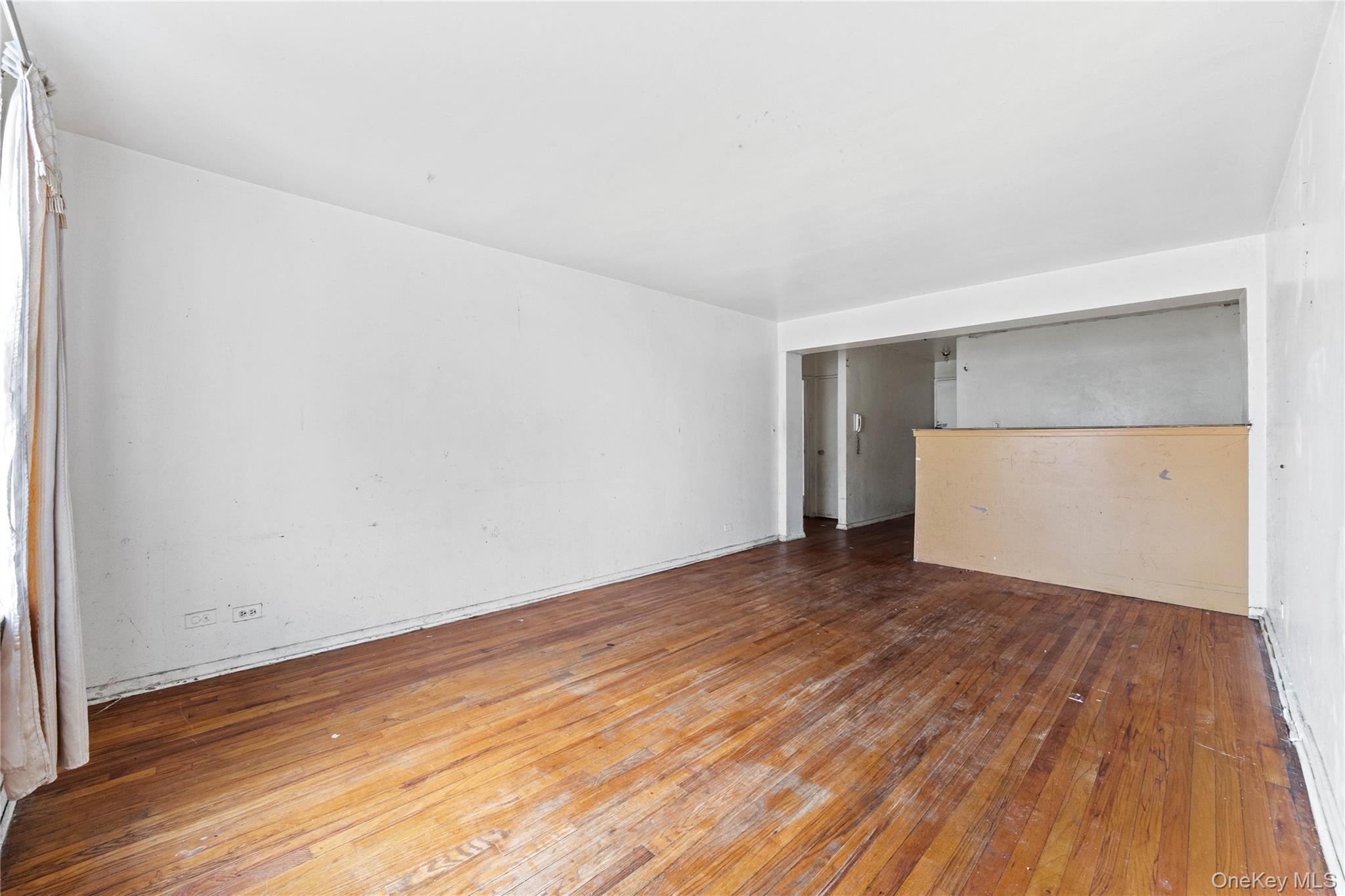 2830 Briggs Avenue 5e Property Photo 2