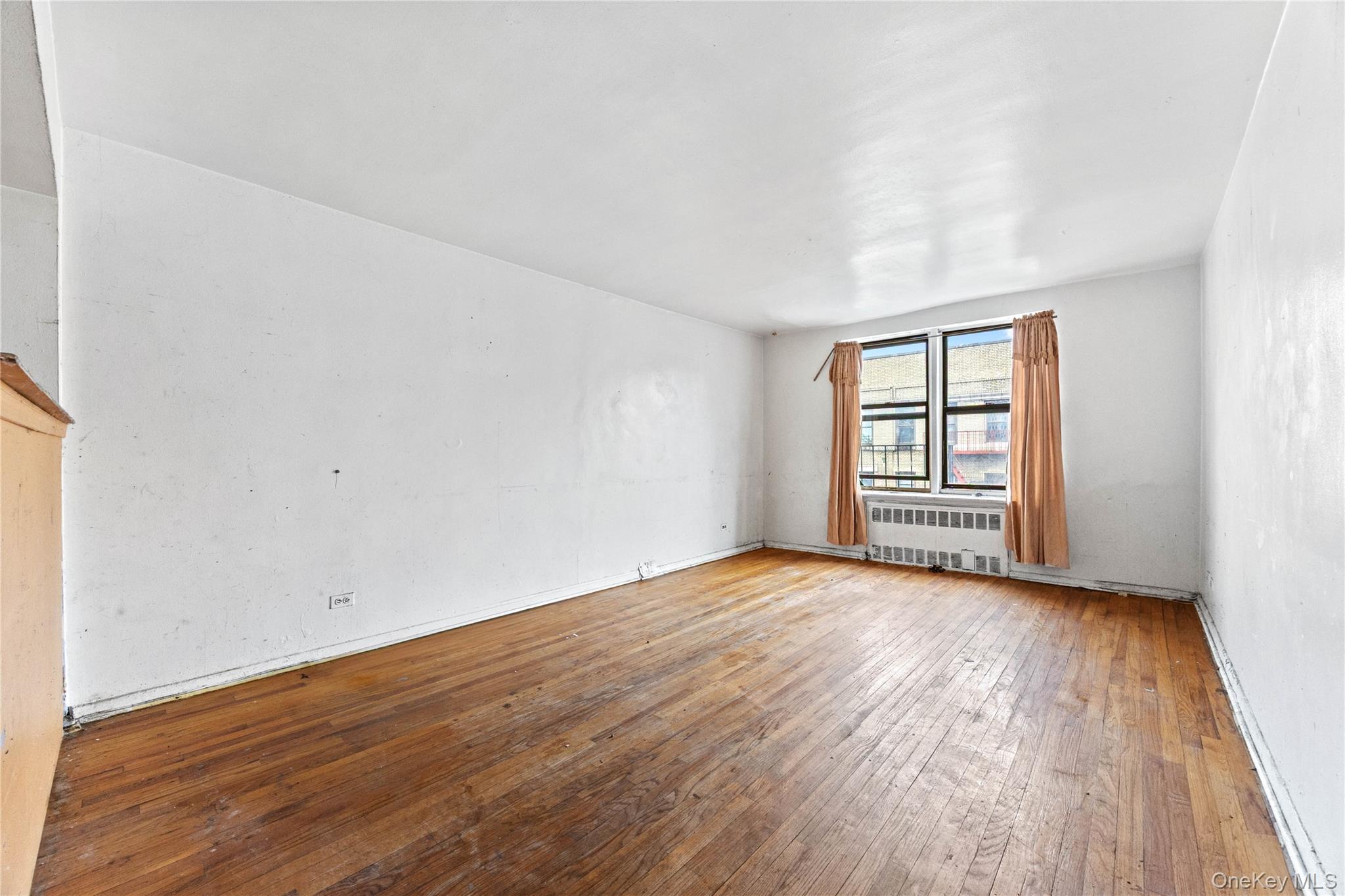 2830 Briggs Avenue 5e Property Photo 6