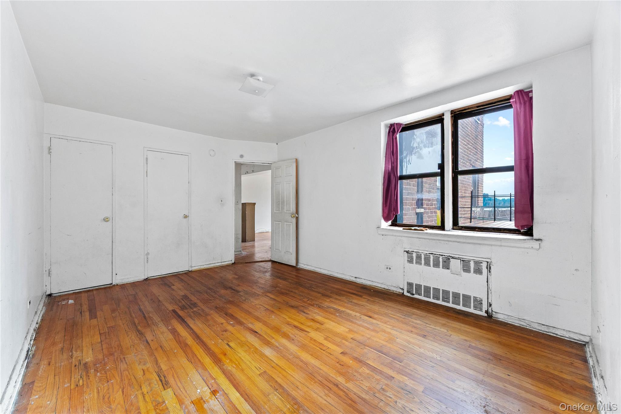 2830 Briggs Avenue 5e Property Photo 8